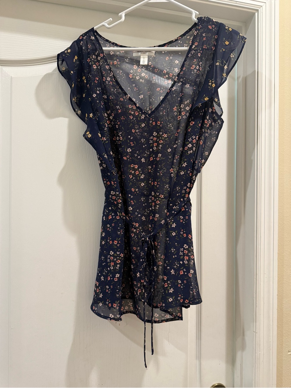 Motherhood Maternity Navy Floral V-Neck Tie-Waist Top